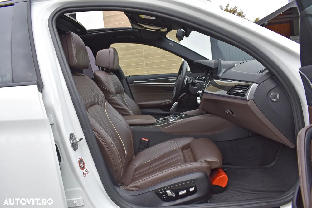BMW Seria 5 520d Aut. M Sport Edition - 7