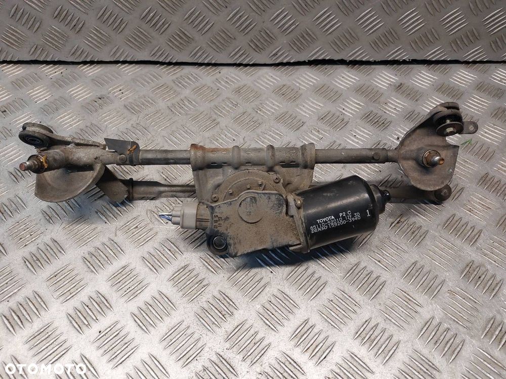 MECHANIZM WYCIERACZEK + SILNICZEK PRZÓD TOYOTA YARIS I - 1