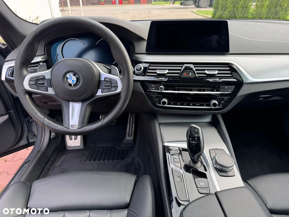 BMW Seria 5 - 12