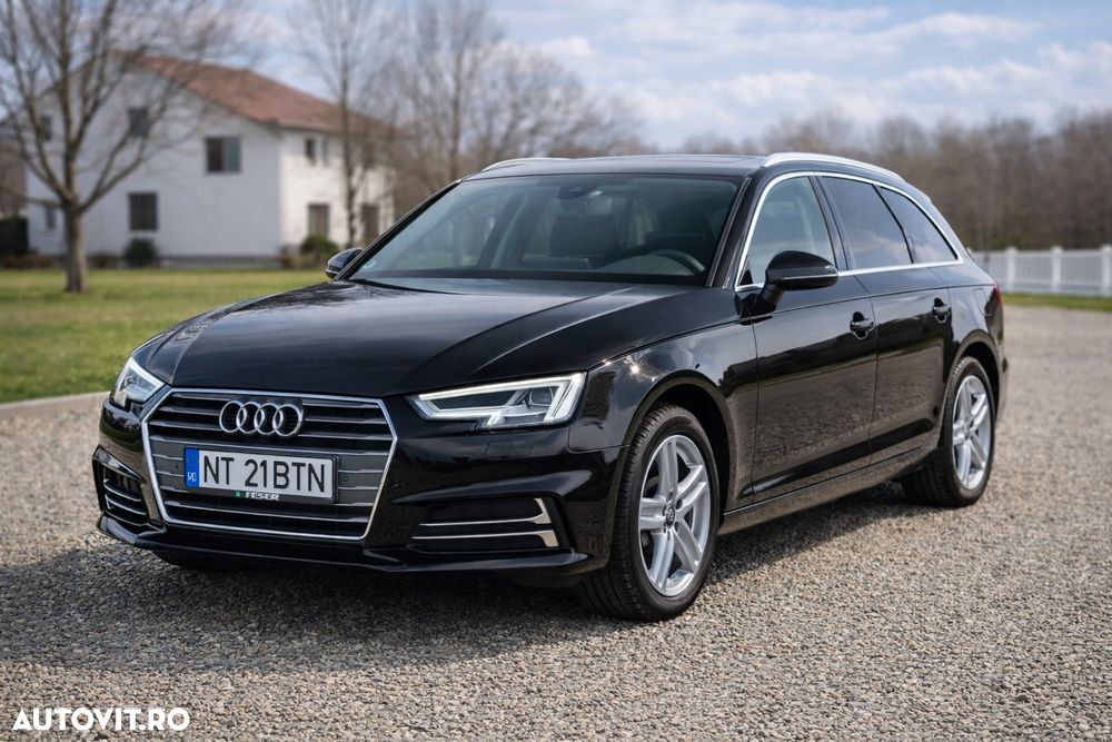 Audi A4 2.0 TDI quattro S tronic Design - 1