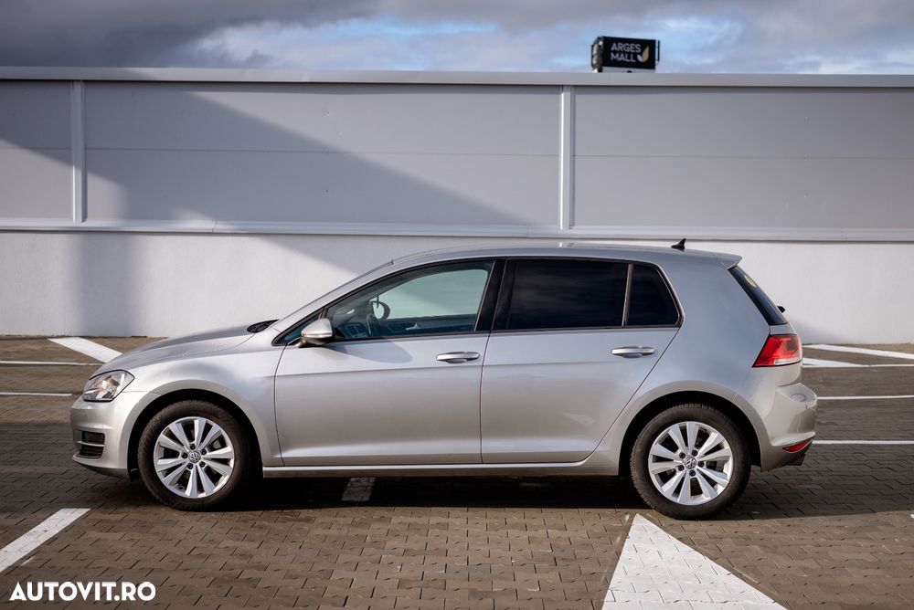 Volkswagen Golf 1.6 TDI BlueMotion Technology DSG Comfortline - 21