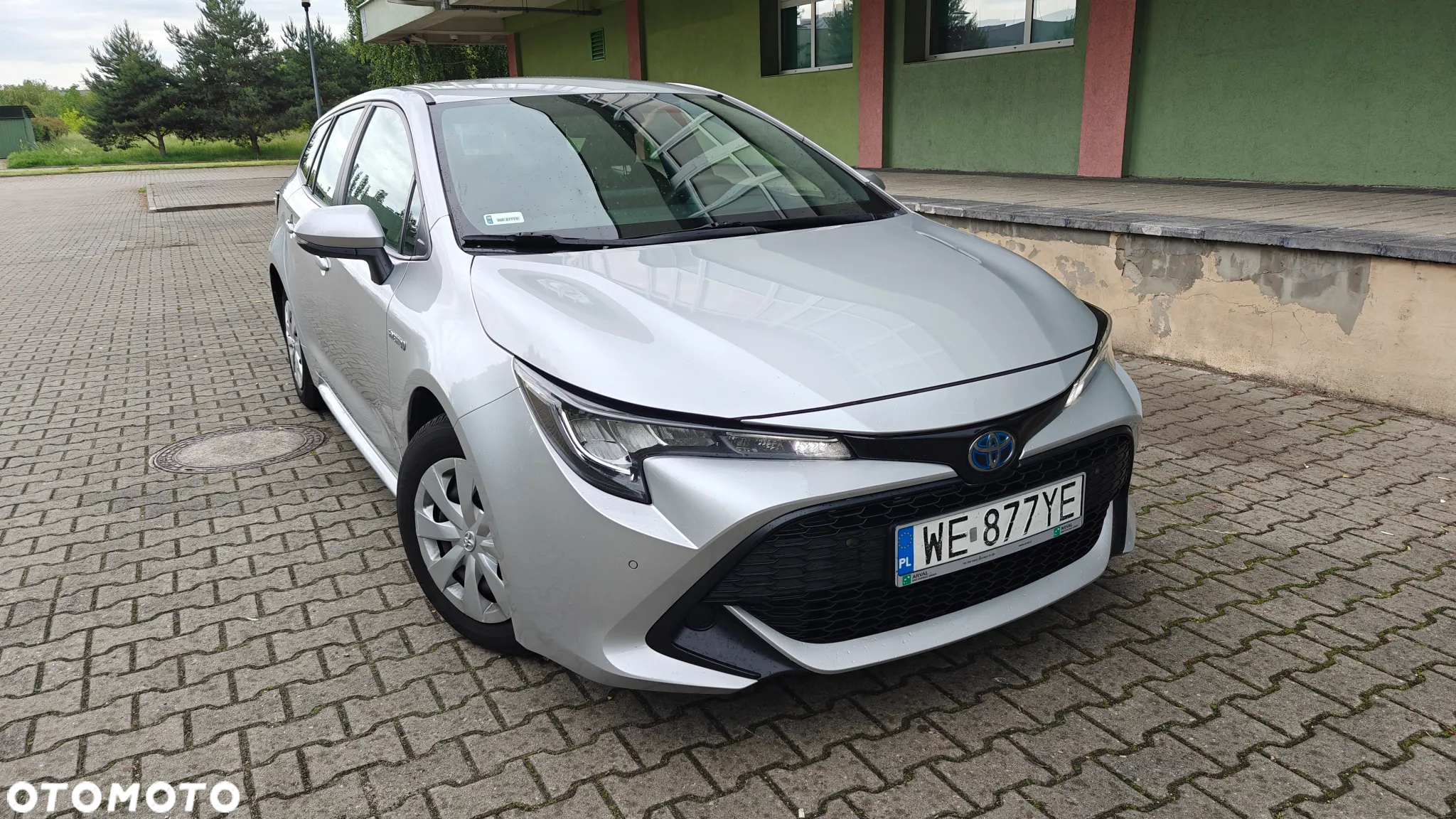 Toyota Corolla 1.8 Hybrid Comfort - 12
