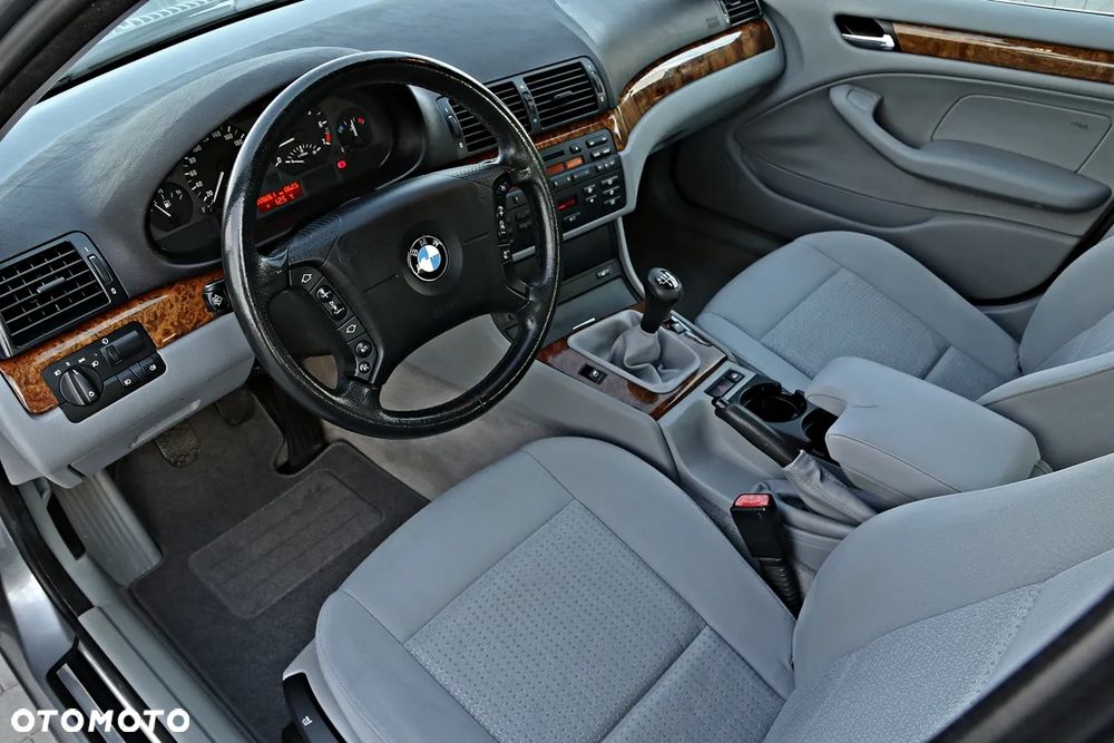 BMW Seria 3 - 22
