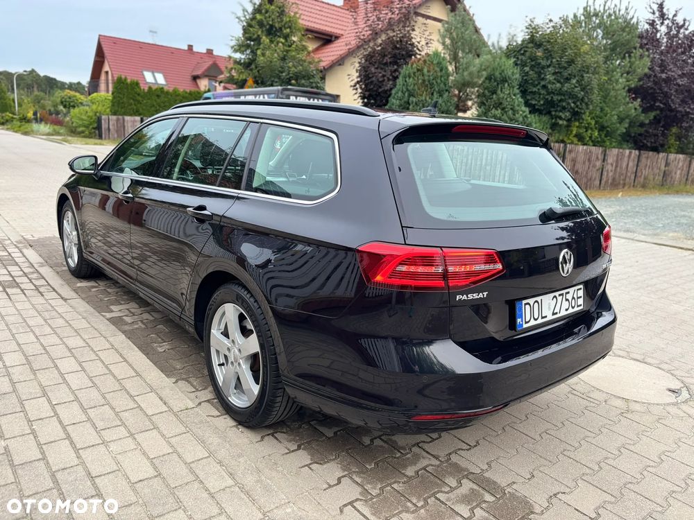 Volkswagen Passat Variant 2.0 TDI DSG (BlueMotion Technology) Comfortline - 3