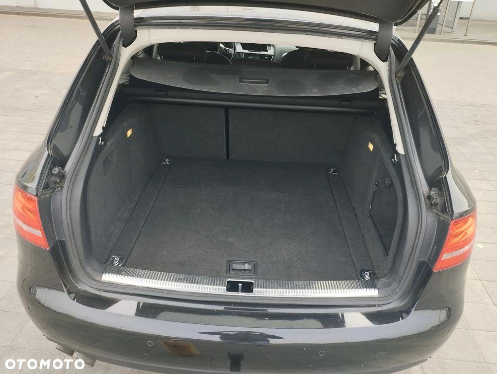 Audi A4 Avant - 4