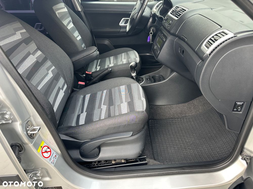 Skoda Roomster 1.4 16V Comfort - 10