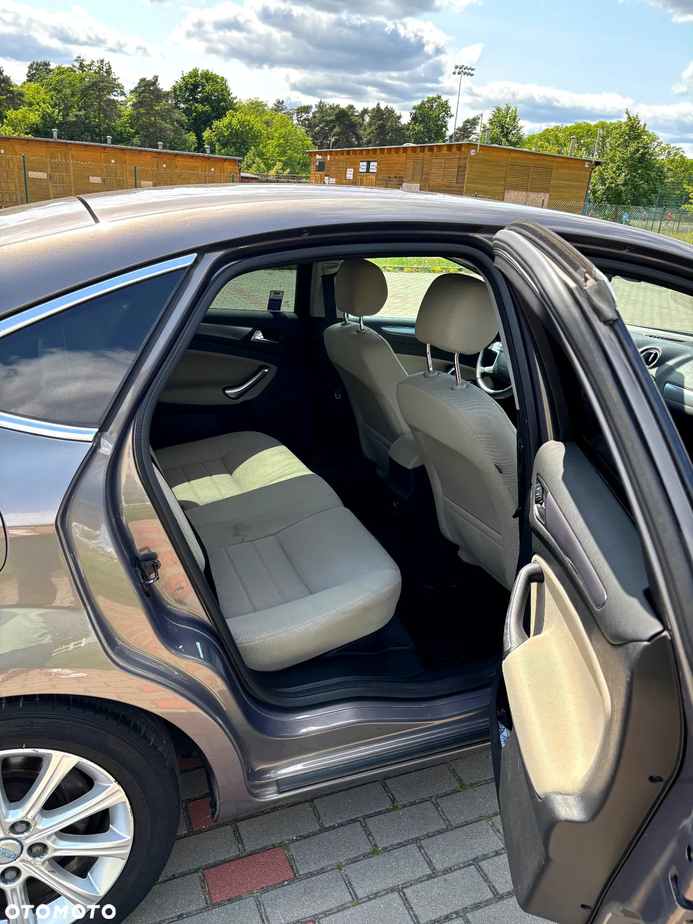 Ford Mondeo - 8