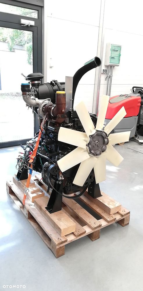 SILNIK Cummins QSB5-G3 NR3 108kW / 1800rpm 4,5L 25204 zł netto - 1