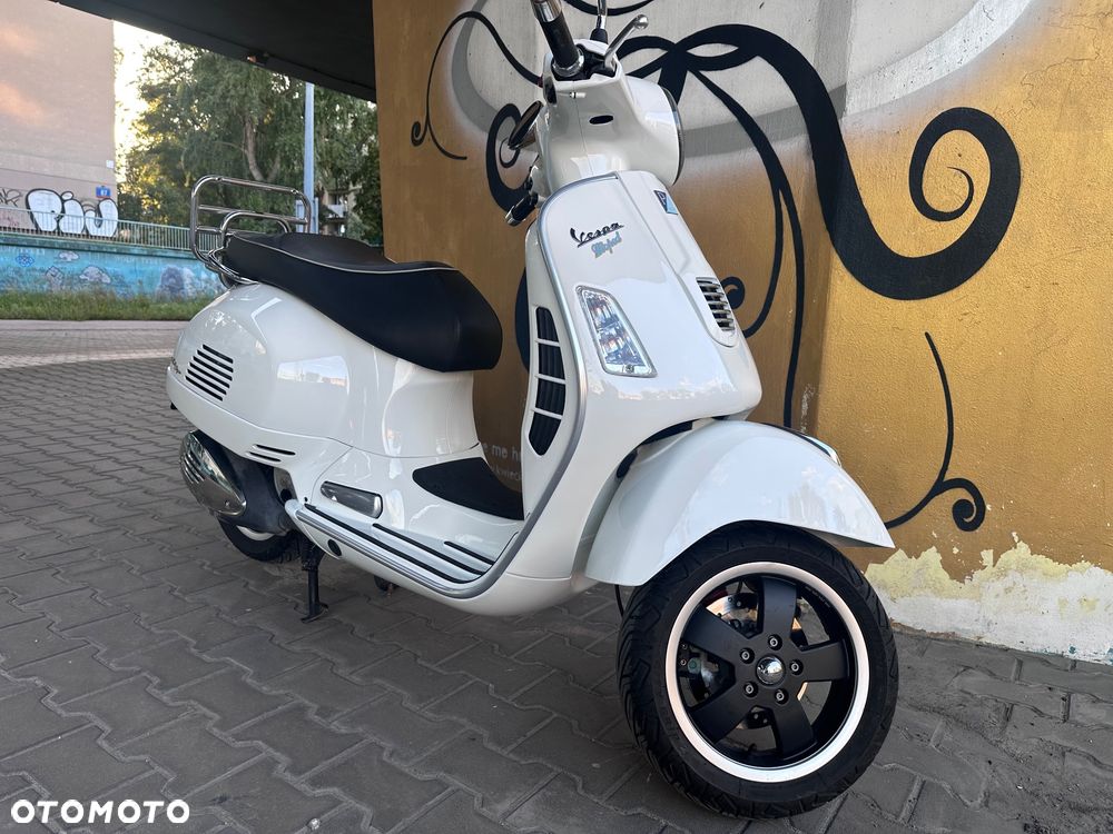 Vespa GTS - 6