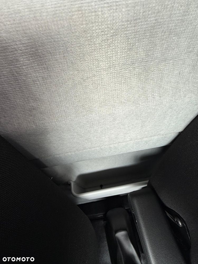 Iveco WYPRZEDAŻ ROKU ! GOTOWIEC OD RĘKI - BOGATE WYPOSAŻENIE DLA KIEROWCY - 34