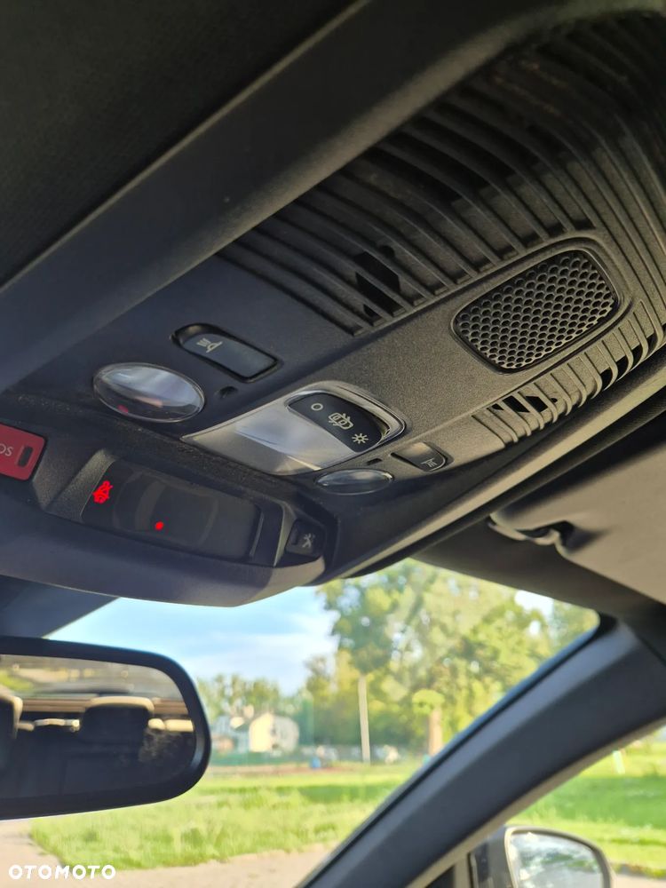 Peugeot 3008 1.2 PureTech GT S&S - 26