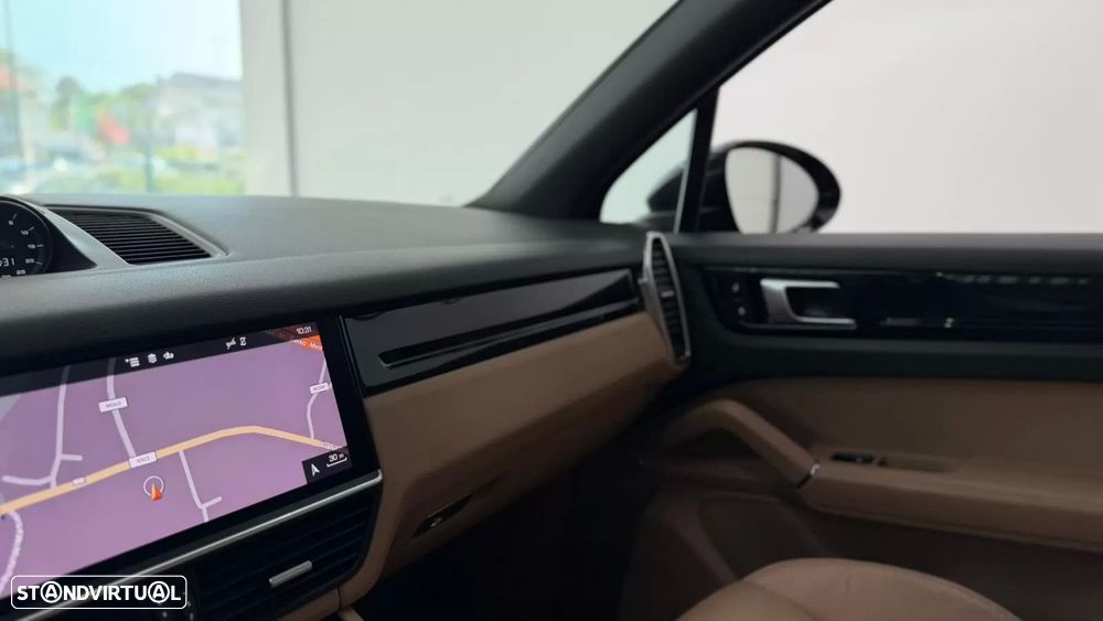 Porsche Cayenne E-Hybrid - 24