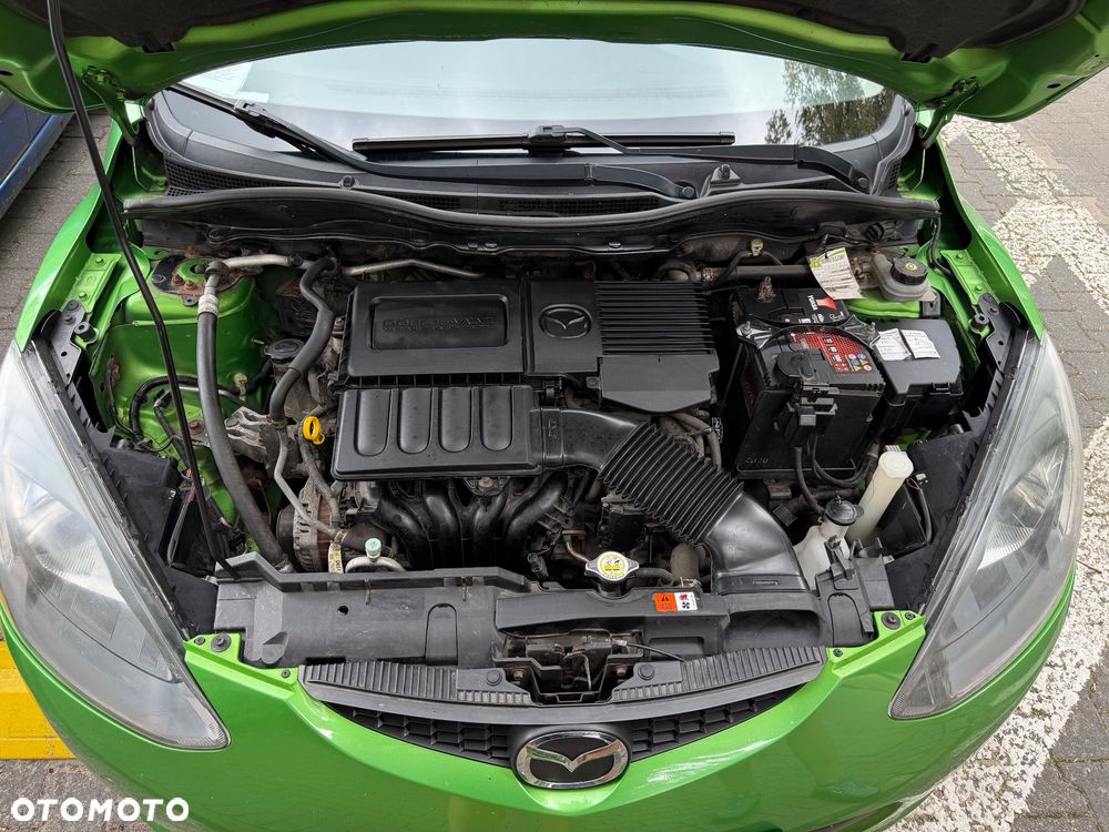 Mazda 2 - 9