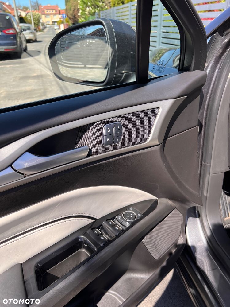 Ford Mondeo Vignale 2.0 TDCi PowerShift - 13