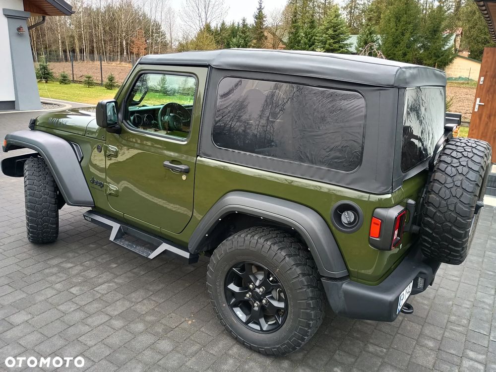 Jeep Wrangler - 4