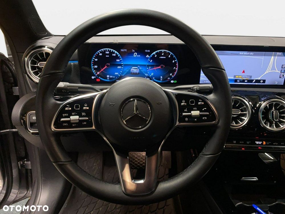 Mercedes-Benz CLA - 18