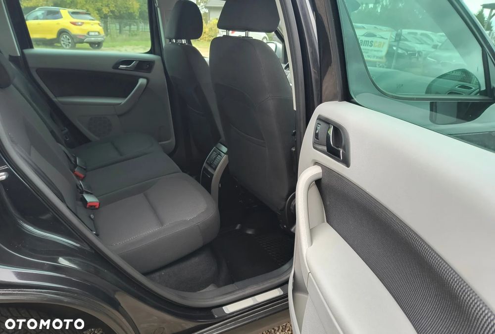 Skoda Yeti 1.8 TSI 4x4 Experience PLUS EDITION - 11