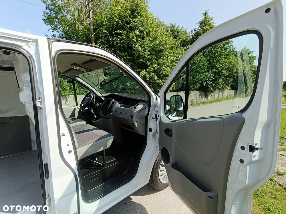 Opel Vivaro - 29