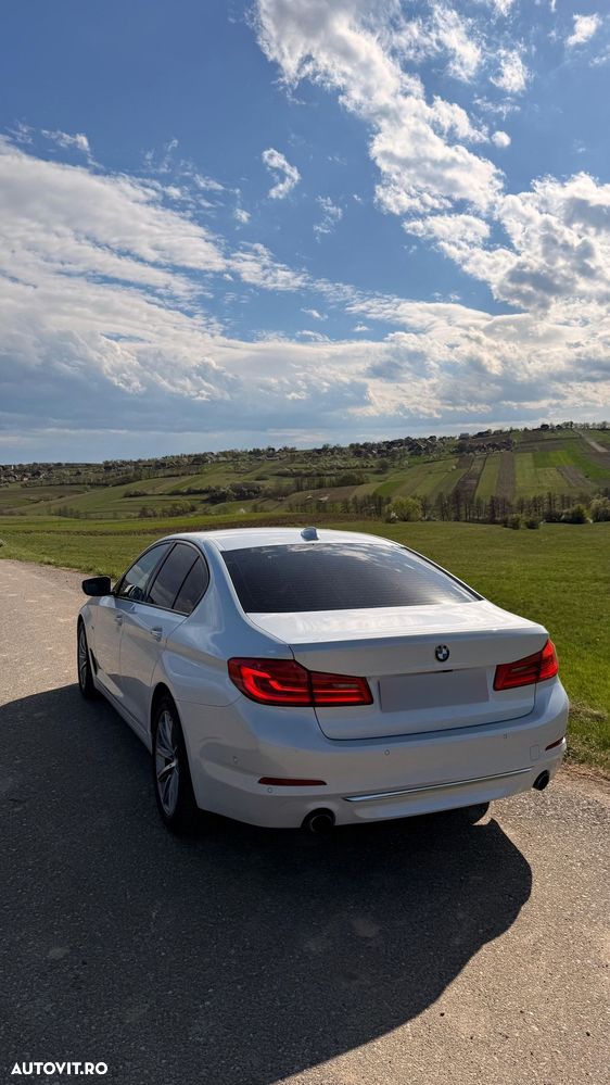 BMW Seria 5 520d AT - 2