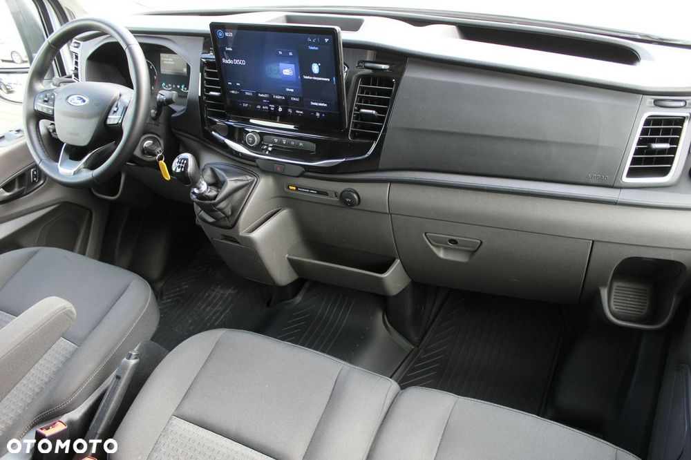 Ford Transit - 12