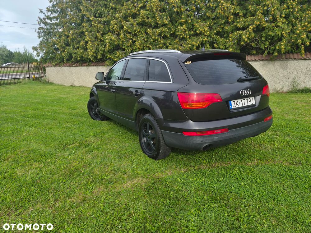 Audi Q7 - 22
