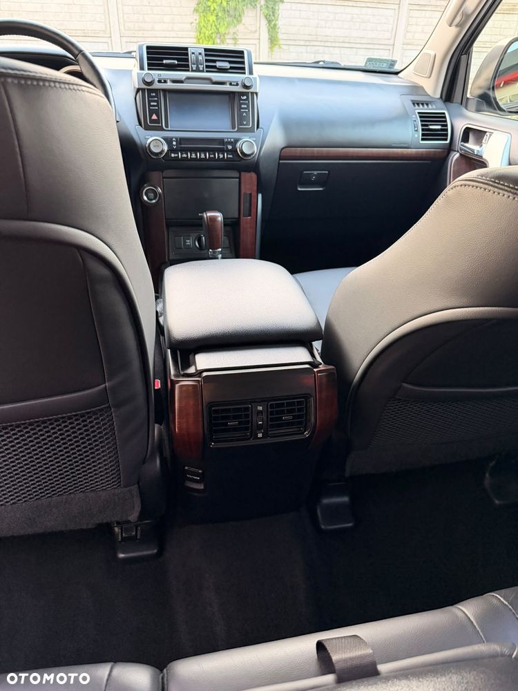 Toyota Land Cruiser 3.0 D-4D Automatik Executive - 28