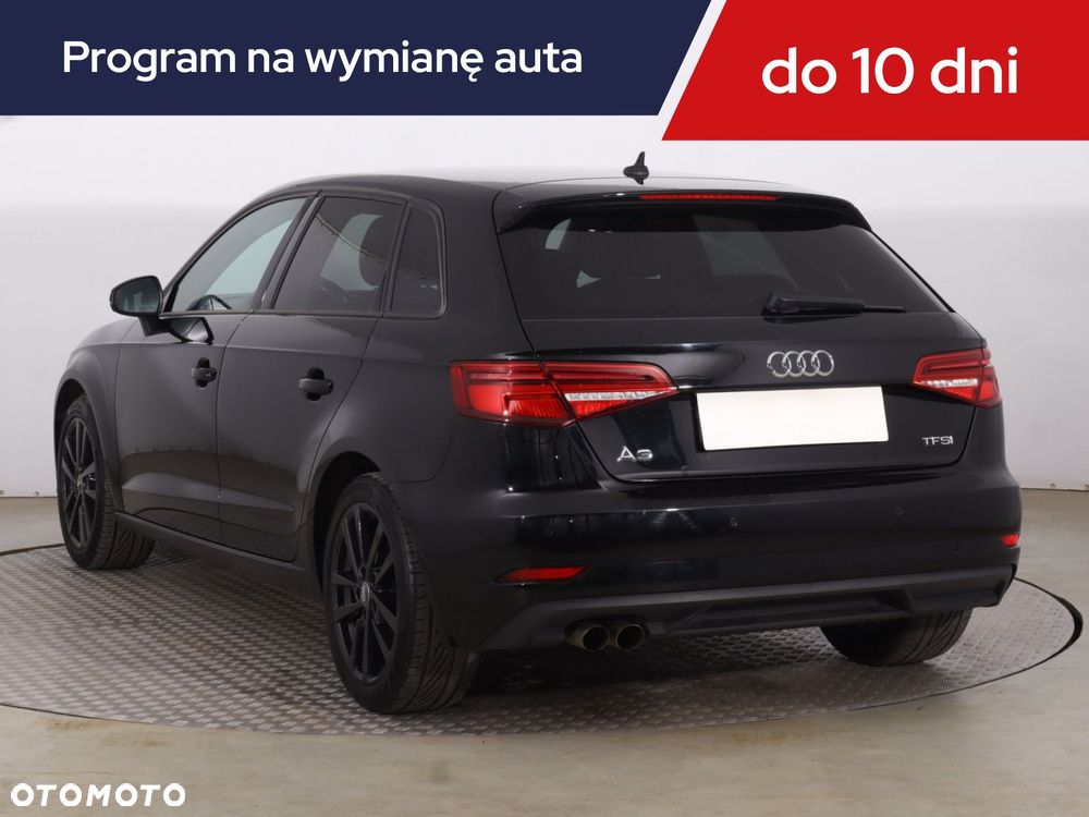 Audi A3 Sportback - 6