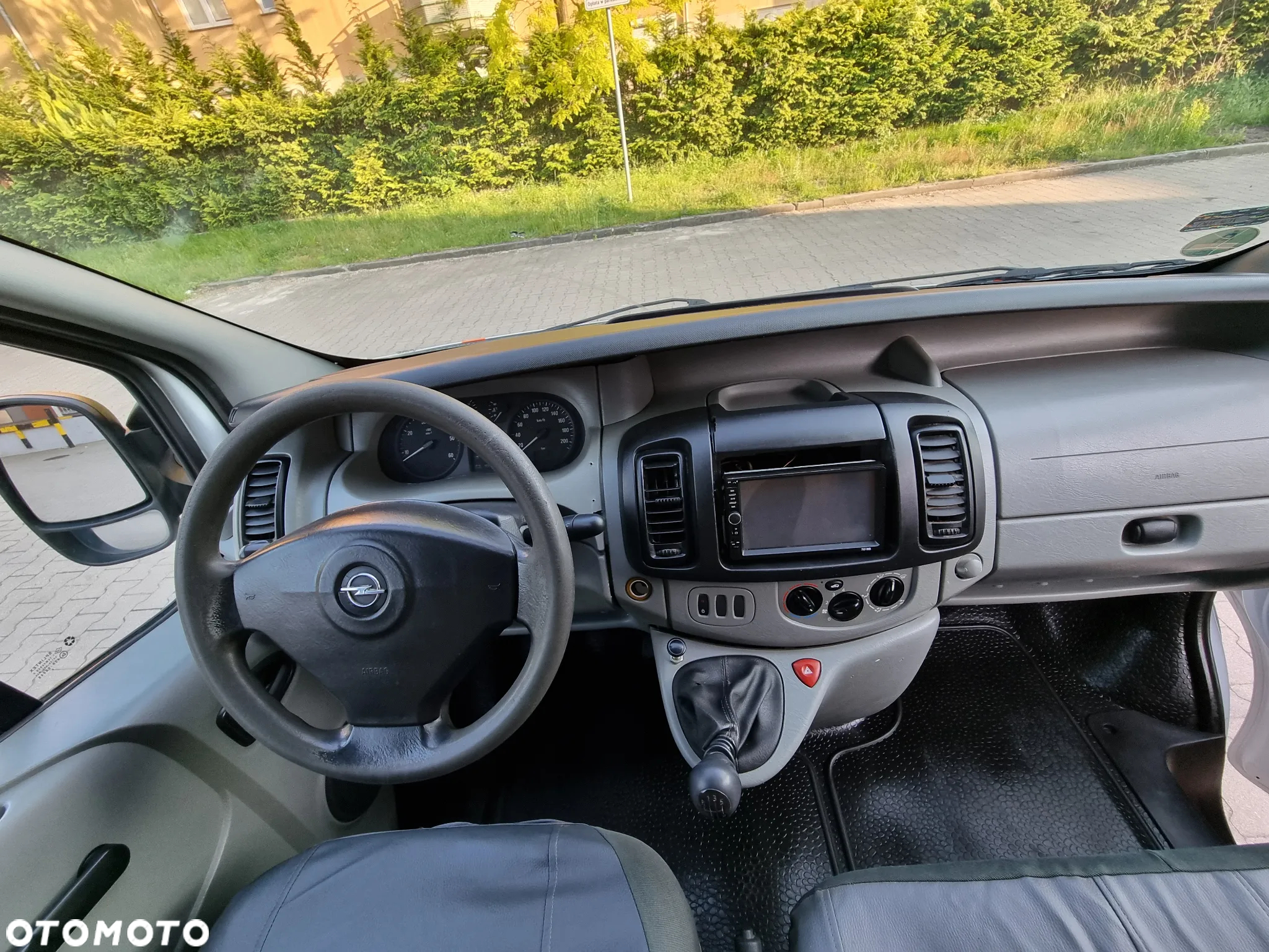 Opel Vivaro - 7