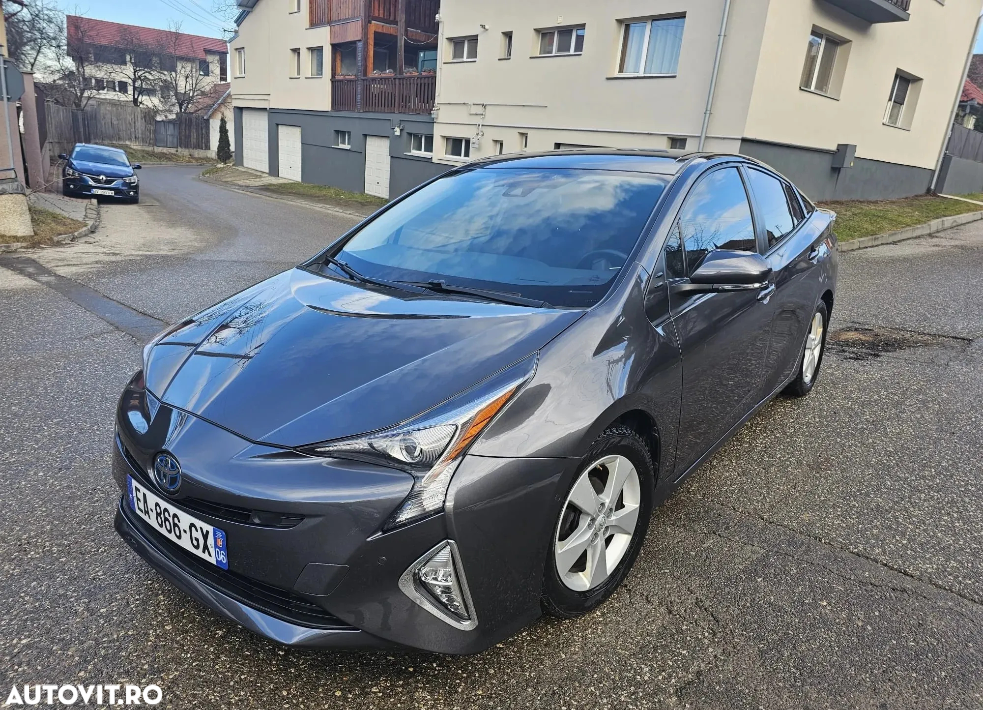 Toyota Prius (Hybrid) Executive - 15
