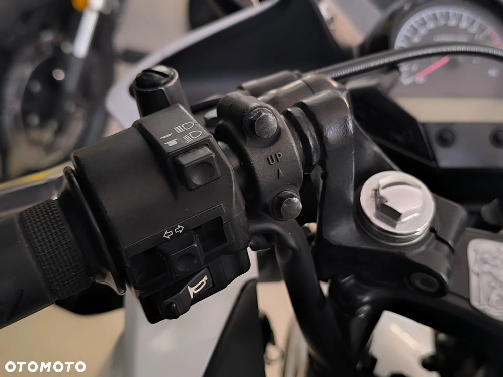 Honda CBR - 16