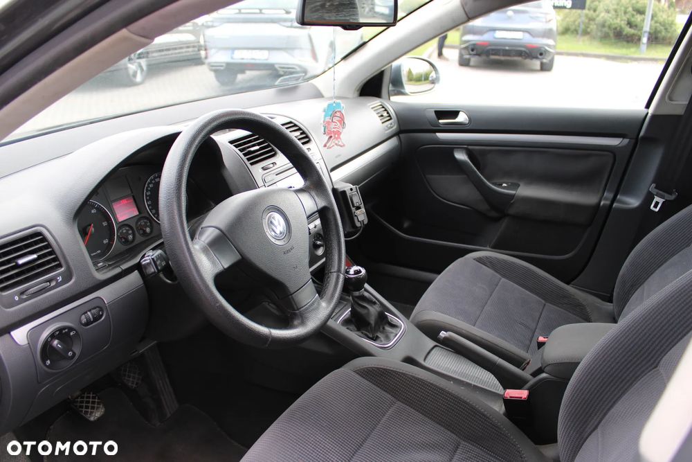 Volkswagen Jetta 1.9 TDI Comfortline - 11