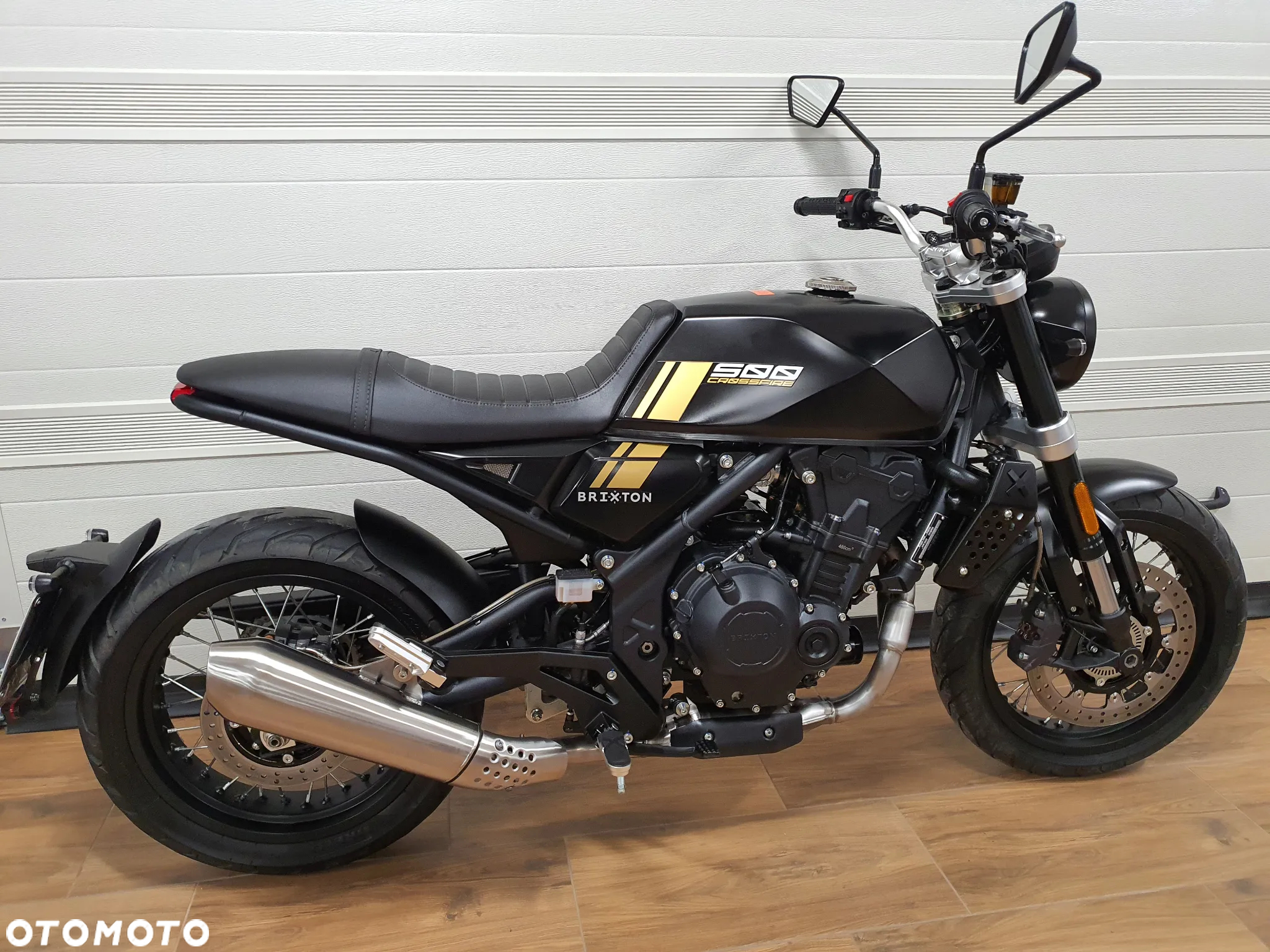Brixton Crossfire - 3