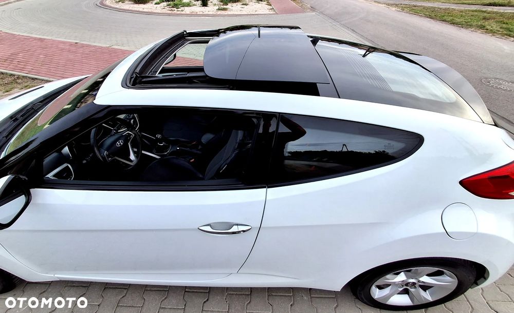 Hyundai Veloster 1.6 Premium - 19