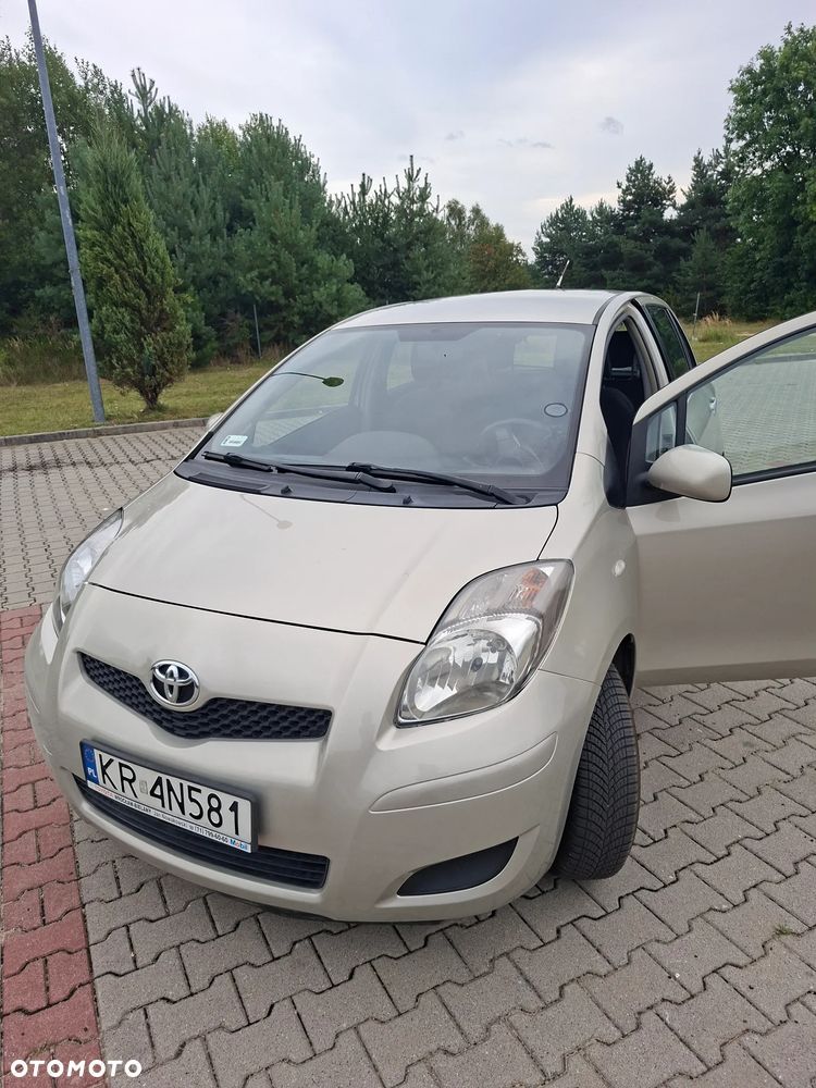 Toyota Yaris 1.33 Active - 1