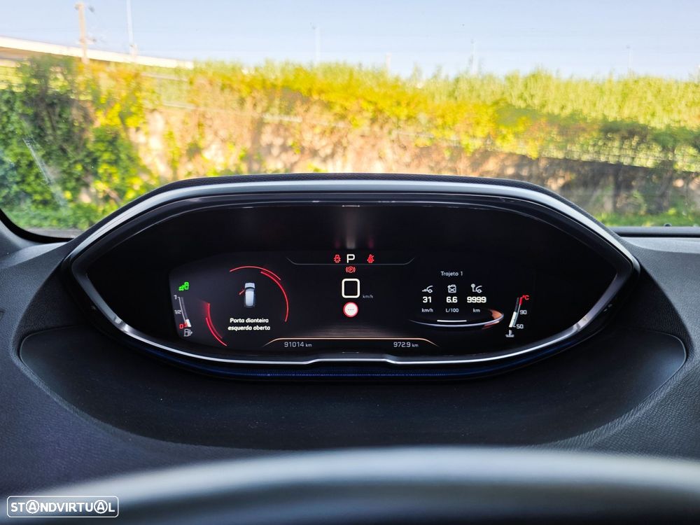 Peugeot 3008 1.5 BlueHDi GT Line EAT8 - 34