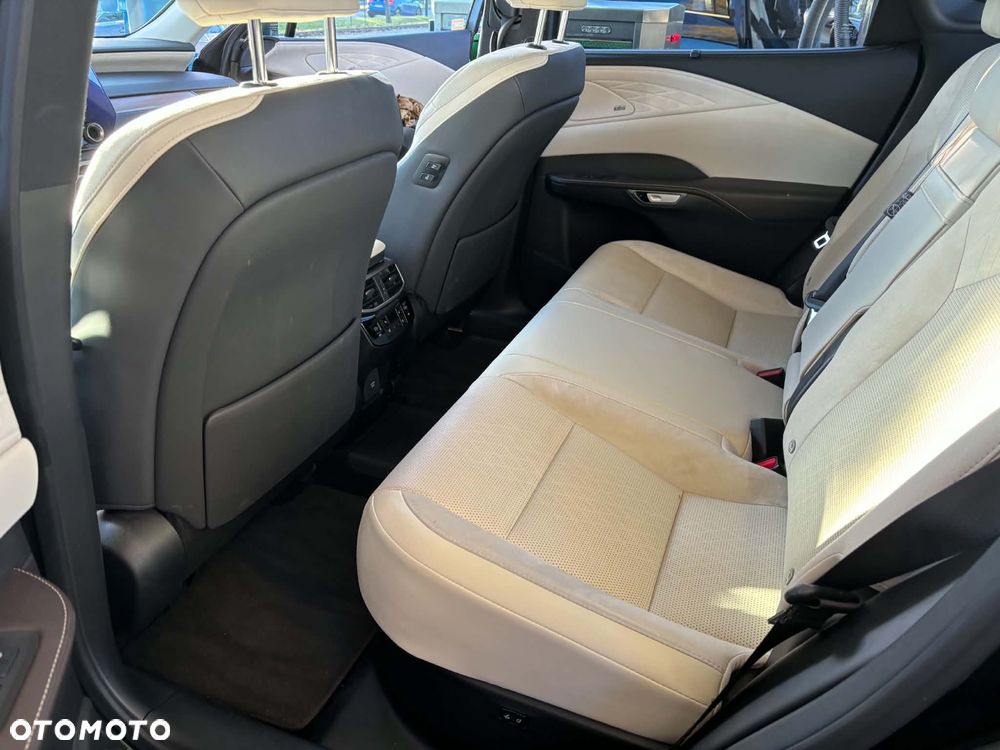 Lexus RX - 5