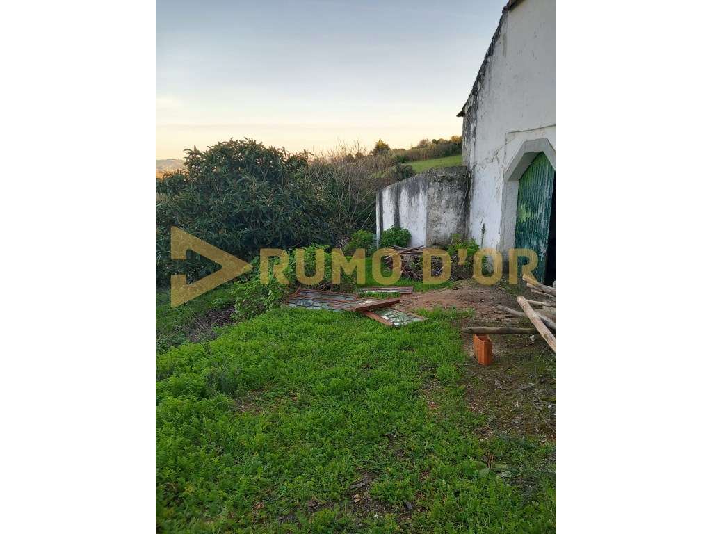 Armazém com Vista Ímpar e Terreno de 360m² - Transforme-o no Seu Re... - Grande imagem: 5/5