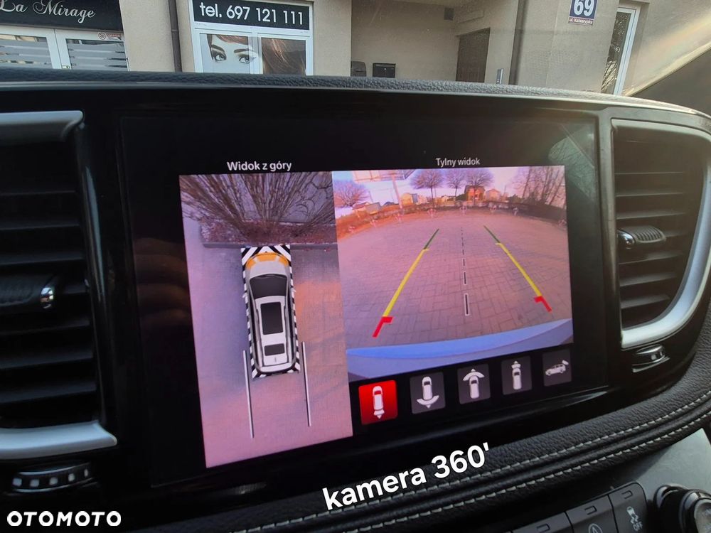 Chrysler Pacifica - 37