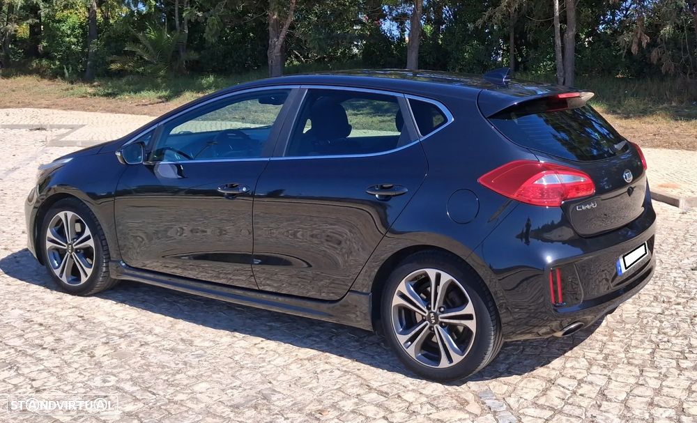 Kia Ceed 1.0 T-GDi GT Line - 4