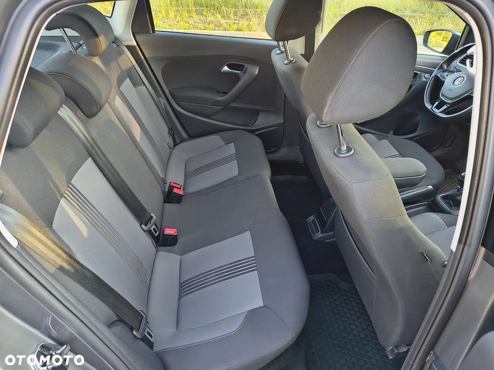 Volkswagen Polo 1.2 TSI Blue Motion Technology Allstar - 15