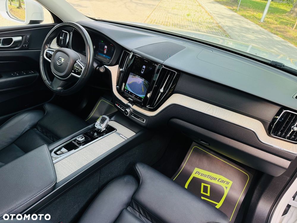 Volvo XC 60 B4 D AWD Inscription - 37