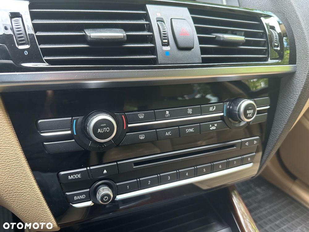 BMW X3 xDrive28i Sport-Aut Advantage - 12