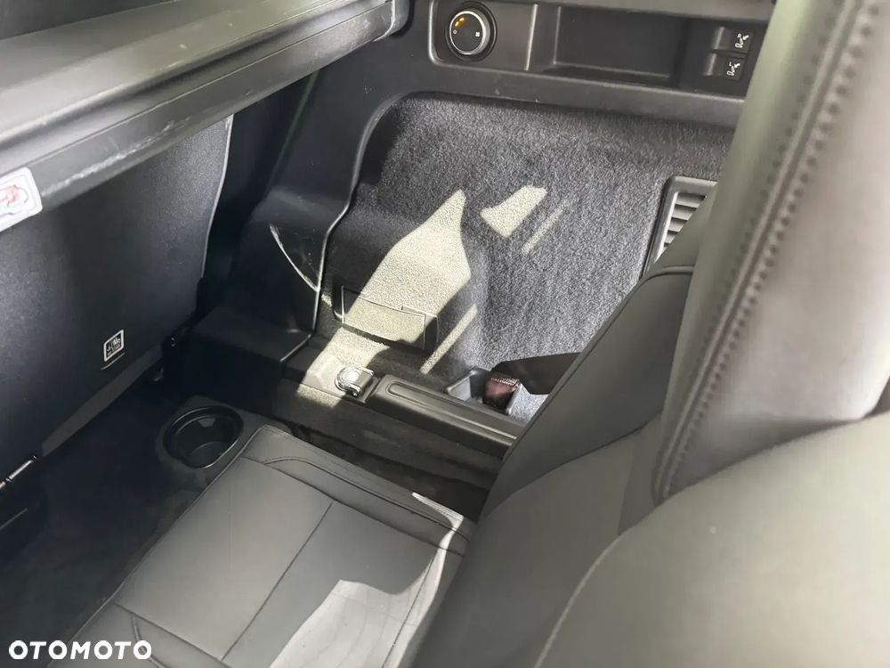 Land Rover Discovery Sport - 9