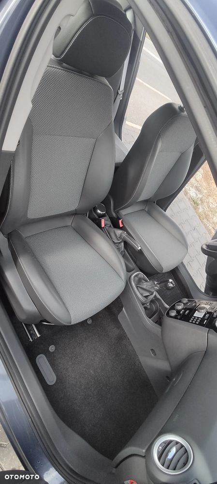 Opel Corsa 1.2 16V Cosmo - 20