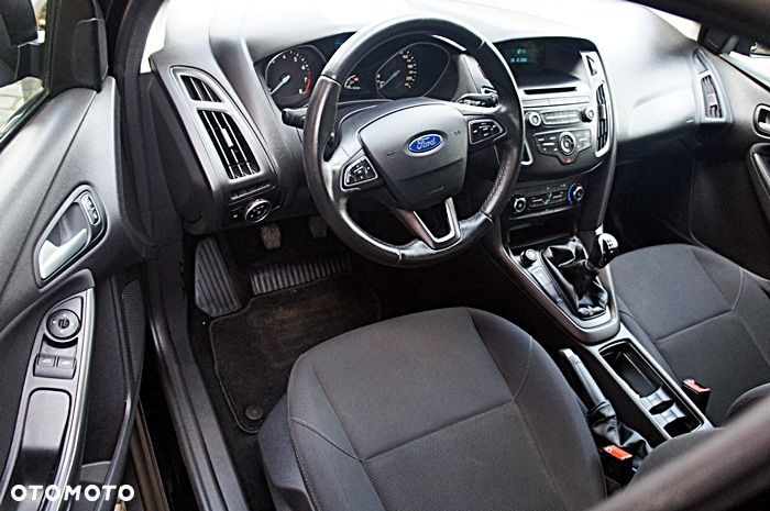 Ford Focus - 17