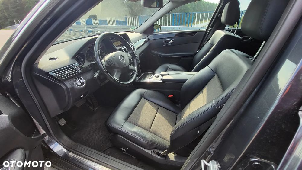 Mercedes-Benz Klasa E 250 CGI BlueEffICIENCY Avantgarde - 9