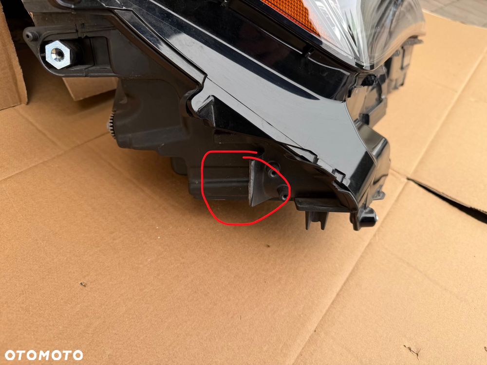 LEXUS UX LAMPA PRAWA PRZÓD FULL LED PRZEDNIĄ - 5