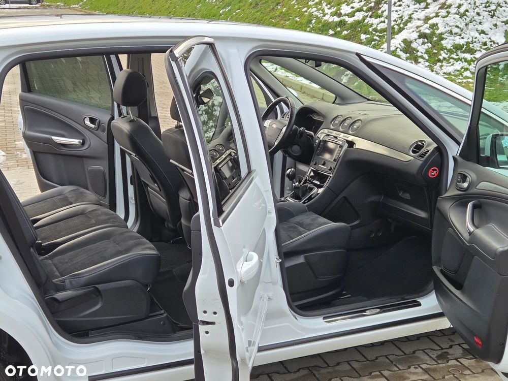 Ford S-Max 2.0 TDCi DPF Ambiente - 15