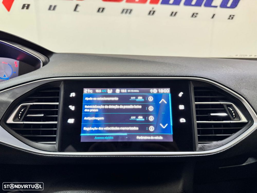 Peugeot 308 1.5 BlueHDi Style - 29