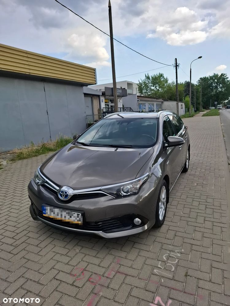 Toyota Auris Hybrid 135 Premium - 5